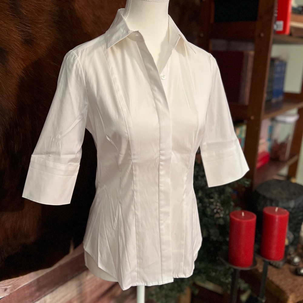 White House Black Market White Button Down Blouse Size 2